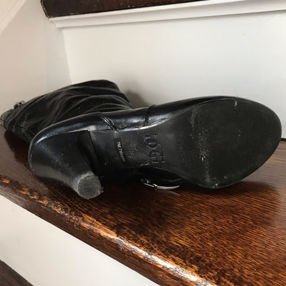 Guess black heeled, leather boots - Picture 3 of 5